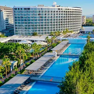 Crystal Centro - Ultimate Üdülőközpont Antalya