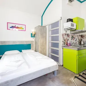 Apart-hotel Amber Gardenview Downtown ***