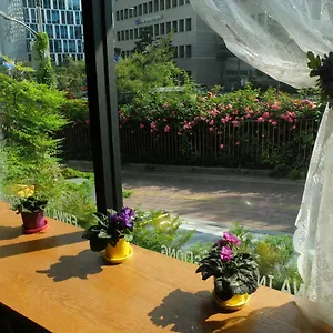 ehwa-hotel-myeongdong.hotels-seoul.net/